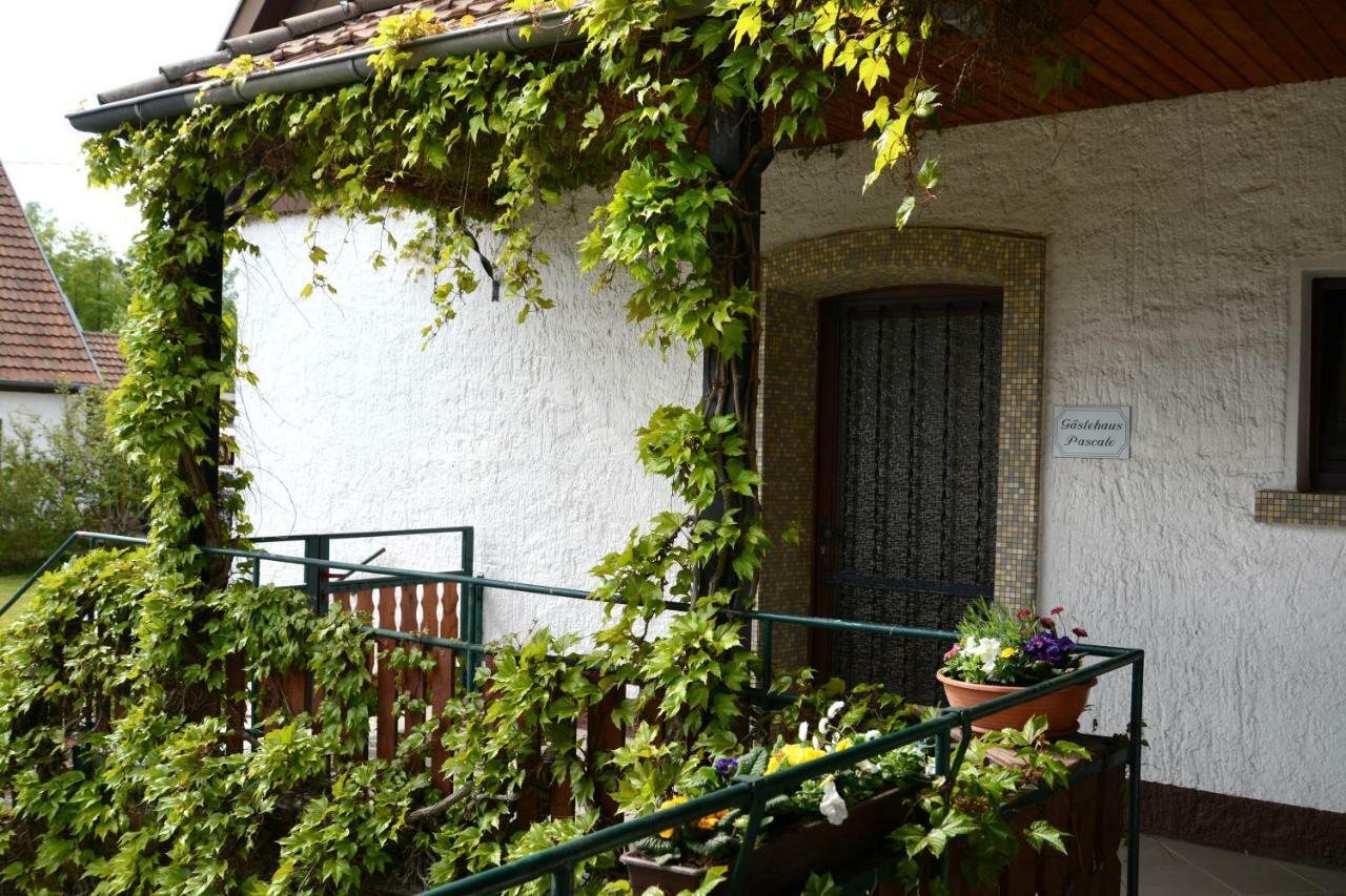 Ferienwohnung Pascale Mettlach Buitenkant foto